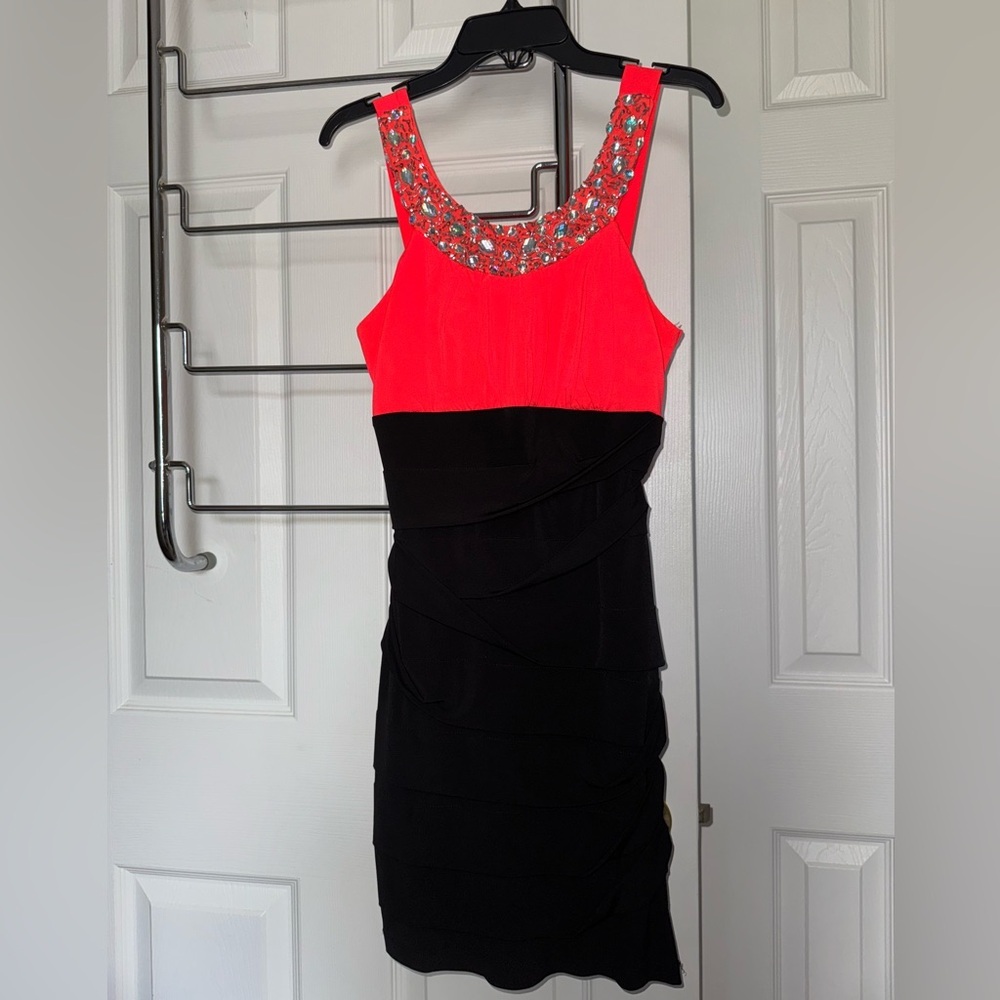 Homecoming / cocktail dress